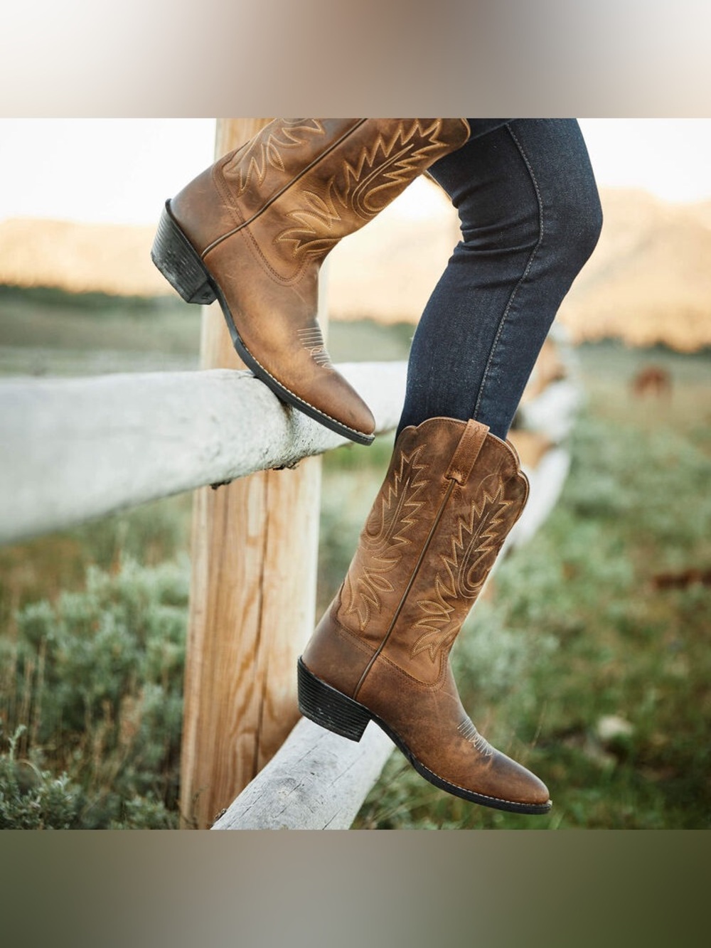 Ariat Cognac Heritage Western R Toe Men's Boots